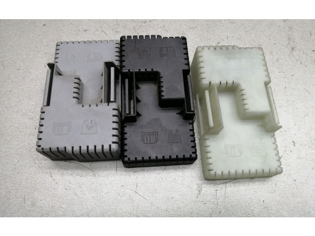 Блок предохранителей Ford Galaxy