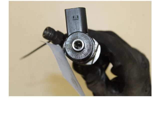 Форсунка 0445110471, 04L130277AE Audi A5 8T 8F CNH