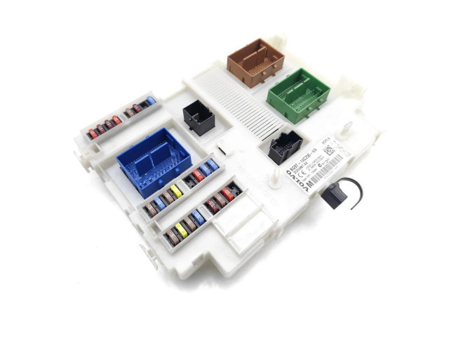 Блок предохранителей 31314867, 31314867AA   Volvo XC70    