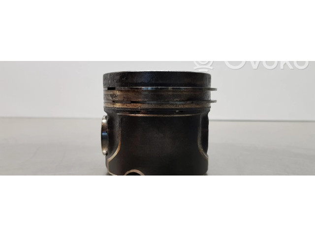 Поршень 204DTD Land Rover Discovery Sport для дизельного двигателя 2.0