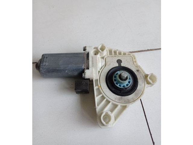 Передний двигатель механизма для подъема окон