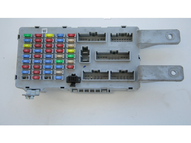 Блок предохранителей Jaguar XF X250