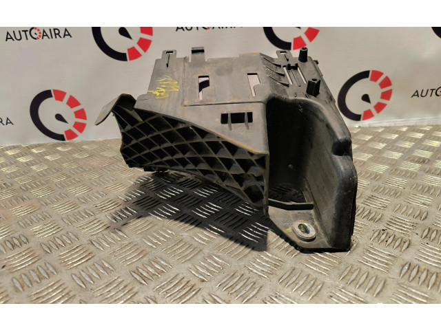 Блок предохранителей 68251775AA Jeep Grand Cherokee