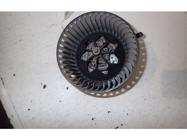 Вентилятор печки 1K1819015F Volkswagen Caddy