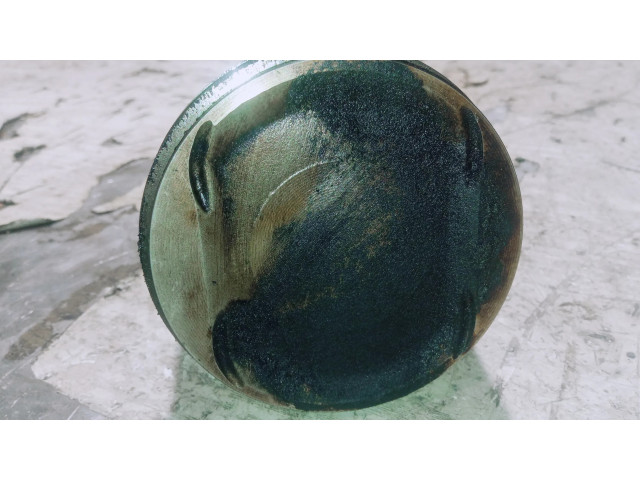 Píst Mercedes-Benz C W203 pro benzínový motor 3.2