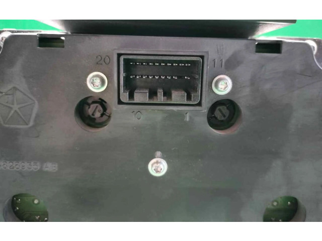 Панель приборов 04828962AB Jeep Cherokee III KJ