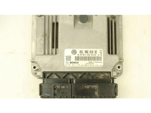 Řídící jednotka 03G906016HN, 0261012242   Volkswagen Caddy 2007