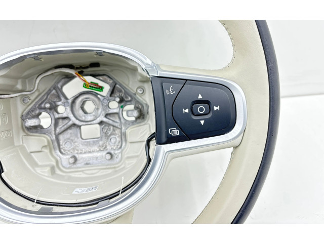 Volant Volvo XC60 2022 32288780