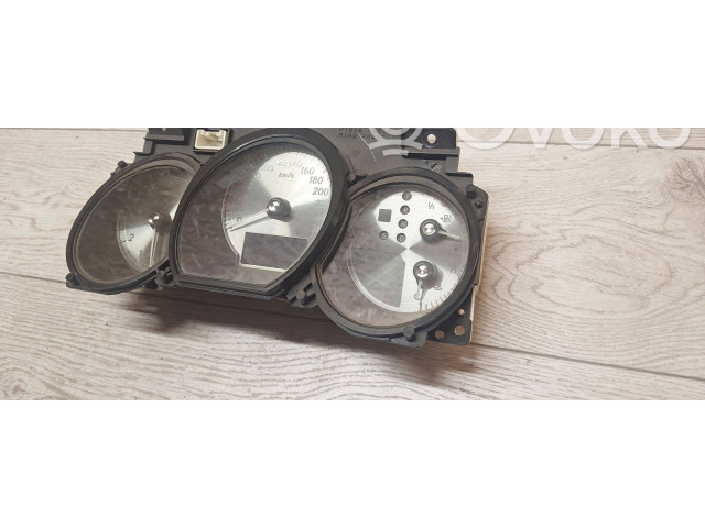 Панель приборов 2574406462, 8380030M10 Lexus IS 200-300