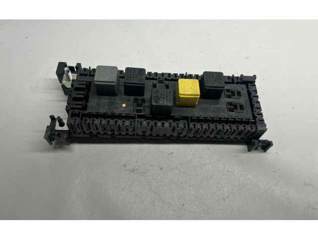 Блок предохранителей A1669063901   Mercedes-Benz GL X166    