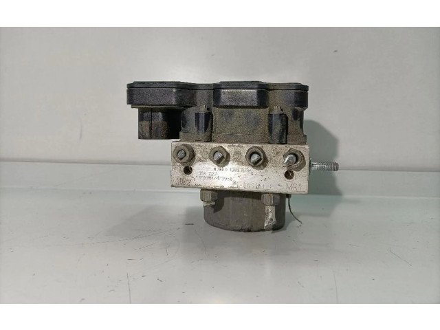 Jednotka ABS 476605460R Renault Captur 2013