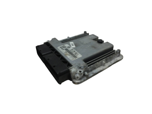 Блок управления двигателя 03G906016K, 1039S07818 Skoda Octavia Mk2 (1Z)