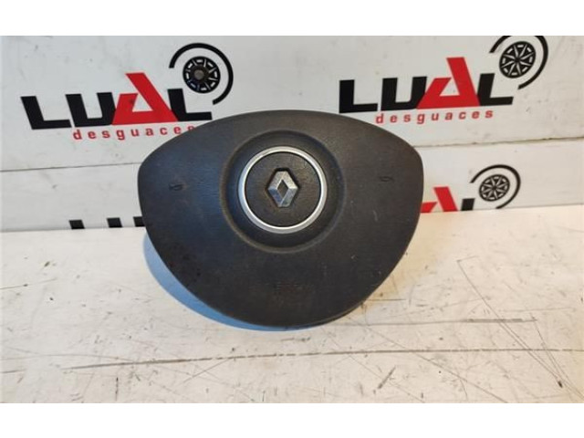 Подушка безопасности водителя 8200677493   Renault Clio III