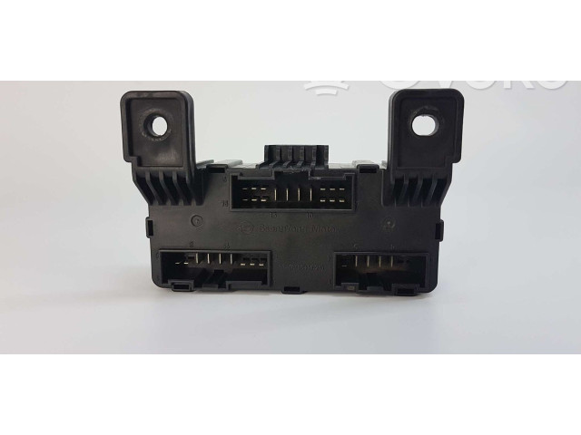 Блок управления 8215034010 SsangYong Korando