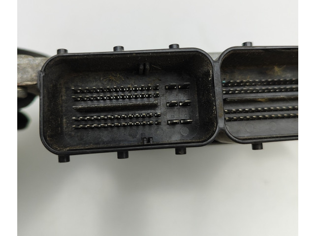 Блок управления двигателя 1860B810 Mitsubishi Outlander