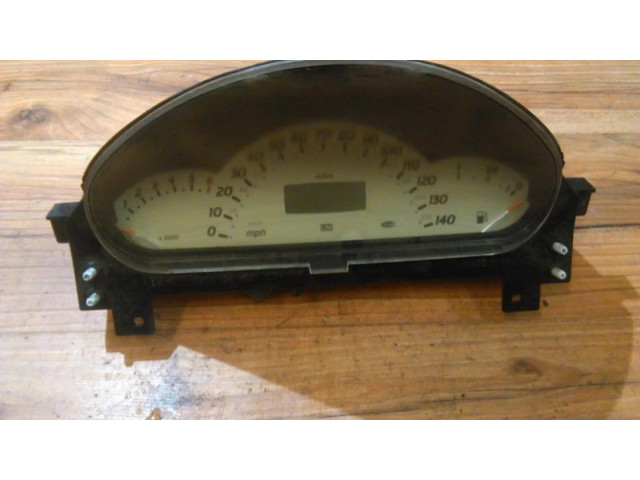 Přístrojová deska Mercedes-Benz A W168 1998 a1685404611, 09051649904