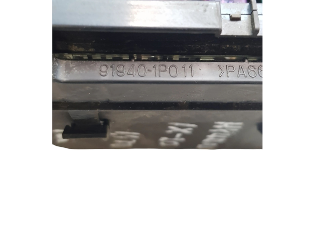 Блок предохранителей 1879001030, 919401P011 Hyundai ix20