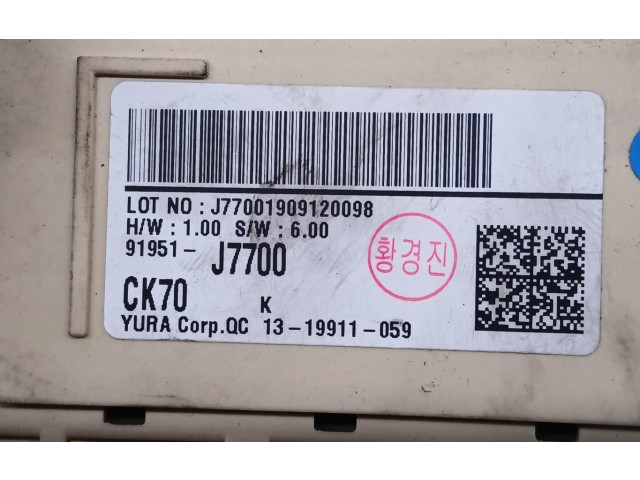 Блок предохранителей 91951J7700   KIA Ceed    