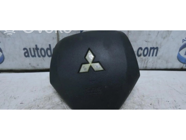 Подушка безопасности водителя BT15ZRHAHX08 Mitsubishi Outlander