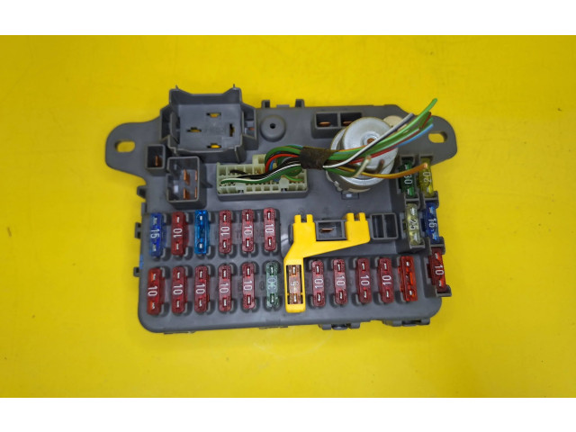 Блок предохранителей Rover 75