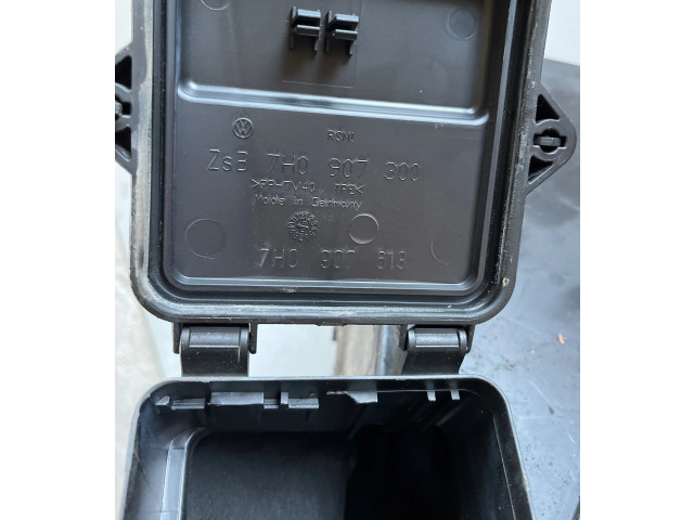 Pojistková skříňka 7H0907613, 7H0907300 Volkswagen Transporter - Caravelle T5 2008
