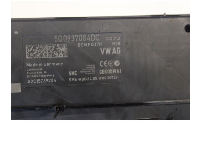 Блок управления 5Q0937084DC Audi A1