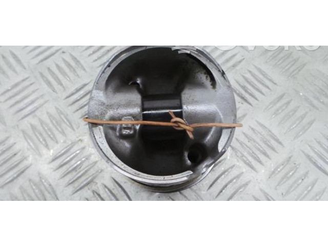  Поршень OM 651.930 A6510302517, 143110076411X  Mercedes-Benz CLA C117 X117 W117  