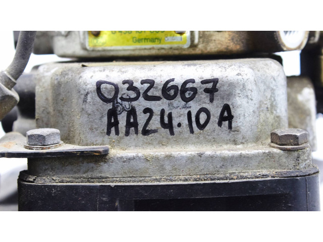 Vstřikovací lišta 0438101005, 0438121011 Volkswagen PASSAT B3