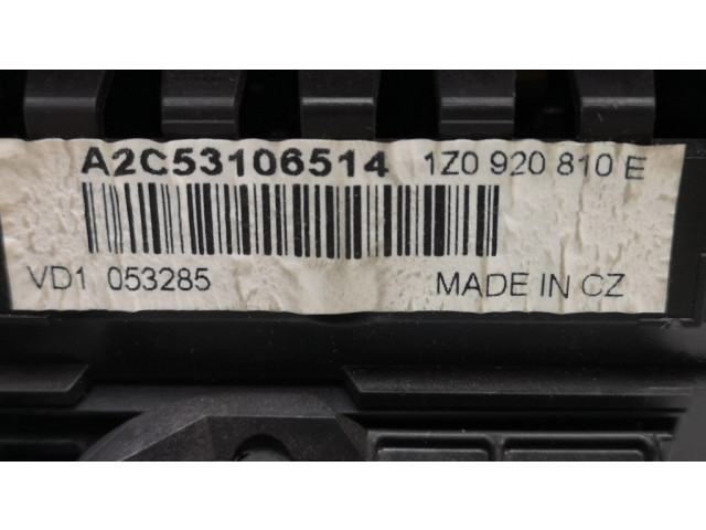 Панель приборов 1Z0920810E, A2C53106514 Skoda Octavia Mk2 (1Z)