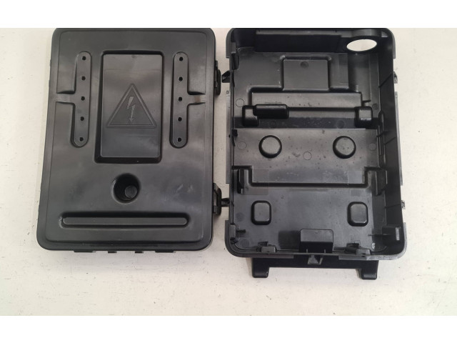   Pojistková skříňka 243806085R   Renault Captur II 2023