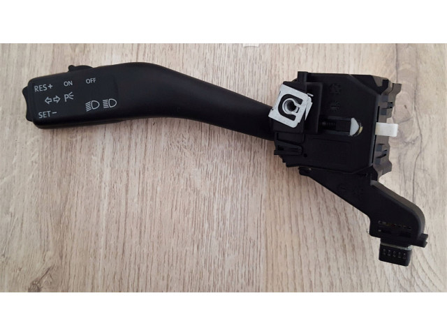 Ручка поворотов/ фонарей 1K0953513A   Skoda Octavia Mk2 (1Z)