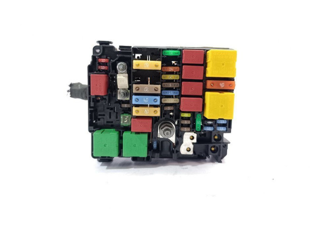 Pojistková skříňka 9804848480 Peugeot 208 2018