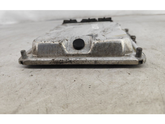 Блок управления двигателя 0281011608   Fiat Ulysse