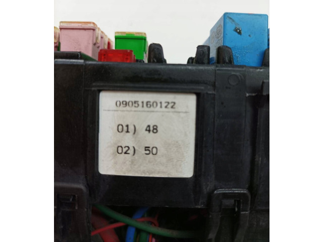 Блок предохранителей  0905160122   KIA Rio    