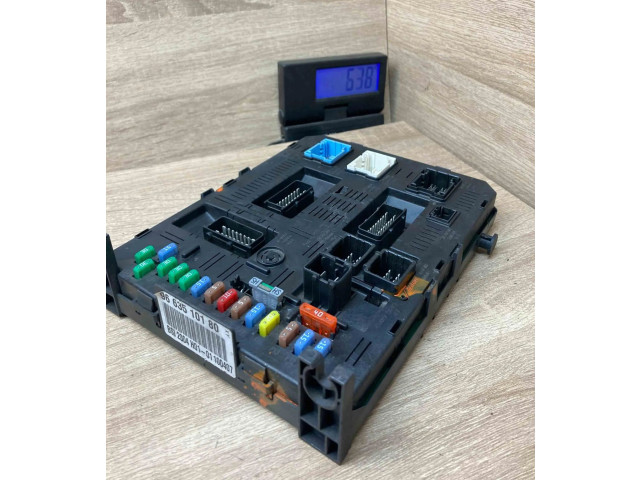 Блок предохранителей 9663510180 Peugeot 607