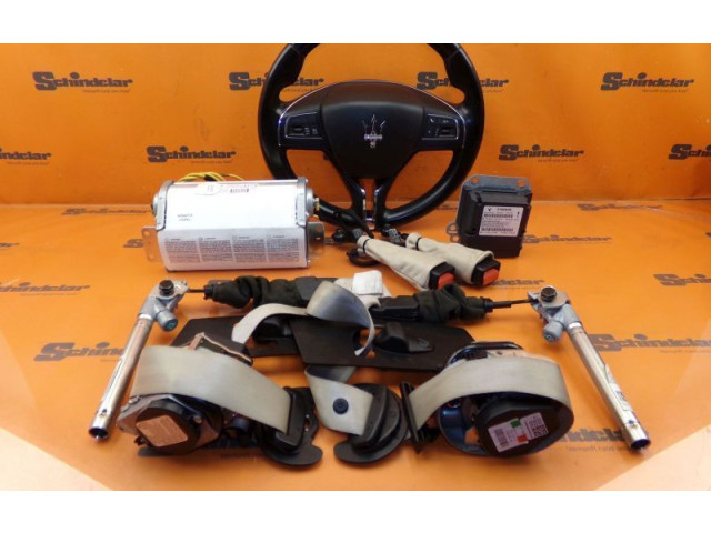 Руль Maserati Quattroporte   -  года 6700116660, 06700216690      