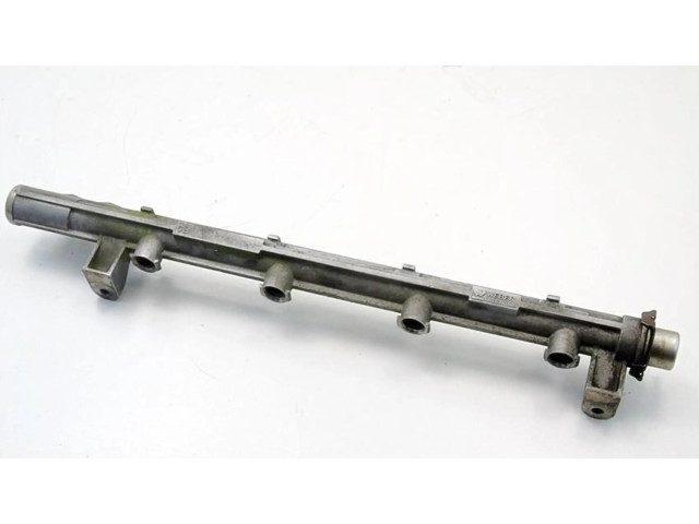 Vstřikovací lišta CB Alfa Romeo 145 - 146