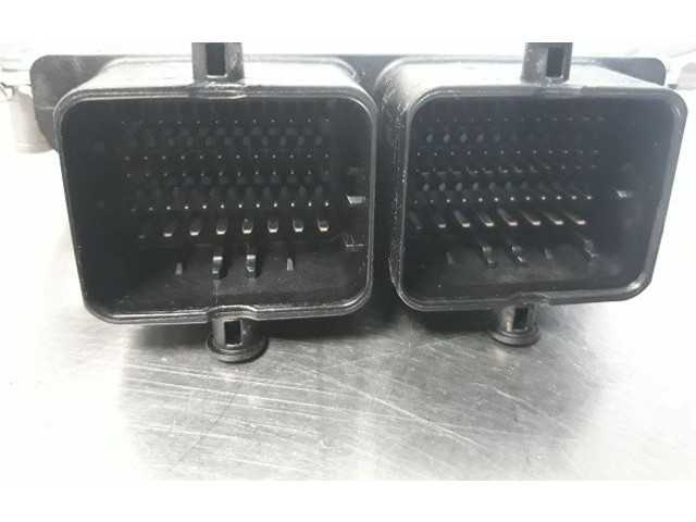 Блок управления двигателя 4C906020EM   Skoda Citigo