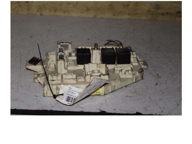 Блок предохранителей    Jeep Cherokee XJ    