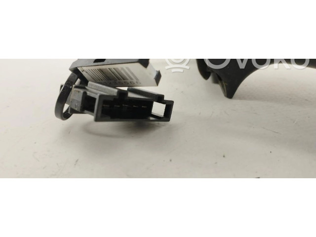 Зеркало электрическое Skoda Octavia Mk1 (1U) 1996 - 2004 года