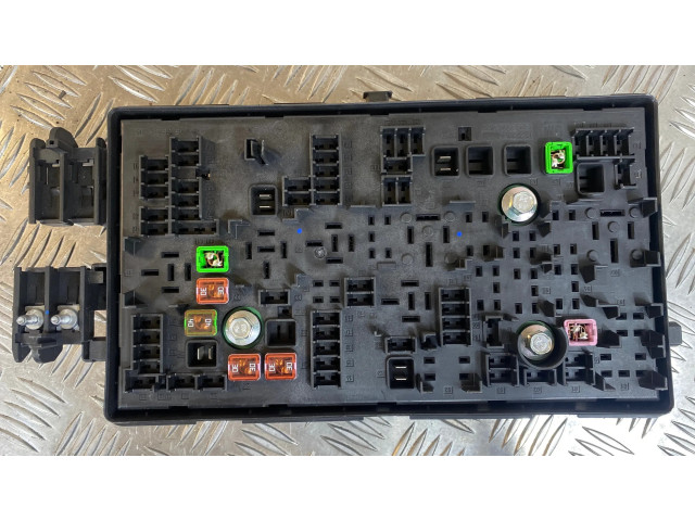 Pojistková skříňka 529050199, 13255300 Chevrolet Cruze 2013