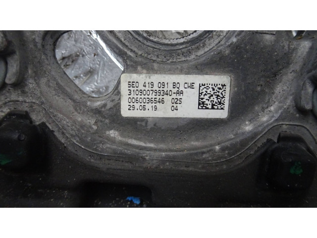 Lenkrad Skoda Karoq 2017 - года 5E0419091BQ