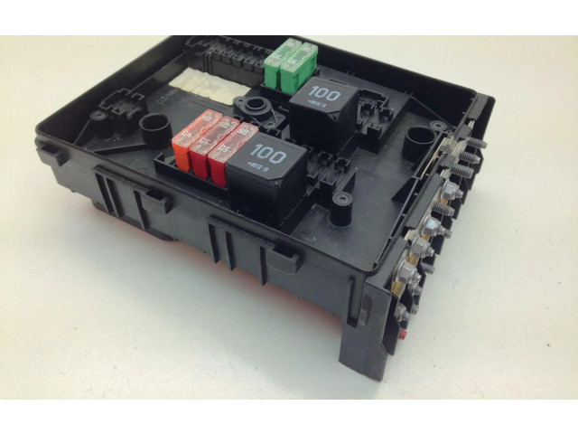 Блок предохранителей 1K0937125A Volkswagen Golf Plus