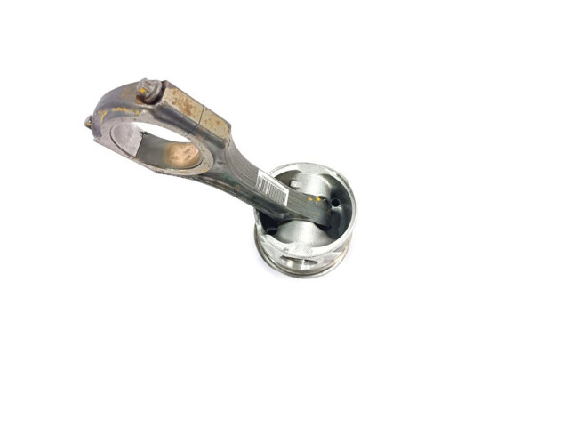 Píst A6510301117 Mercedes-Benz GLA W156 651930