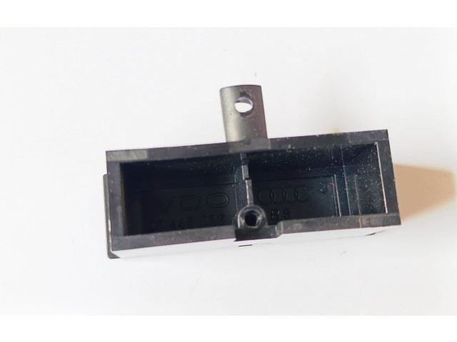 Панель приборов    Audi A6 S6 C4 4A       