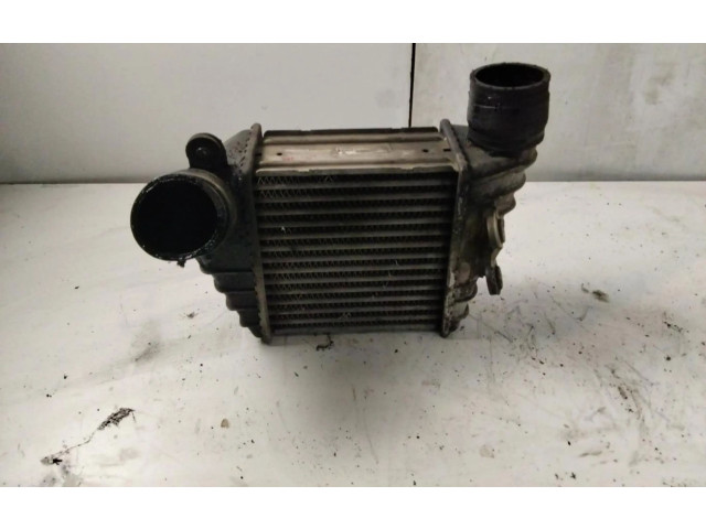 Интеркулер 1J0145805 Audi A3 S3 8L