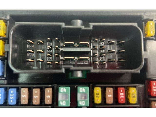 Блок предохранителей 31346672   Volvo XC90    