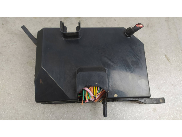 Блок предохранителей  912102D010   Hyundai Elantra    