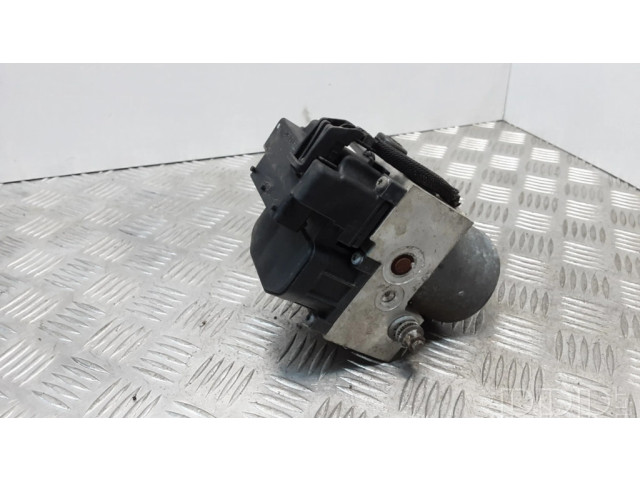 Блок АБС 47660VC300, 11000031320 Nissan Patrol 4W60 1951-1960 года