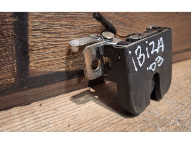 Zámek zadních dveří 6L6827505A   Seat Ibiza III (6L) 2004